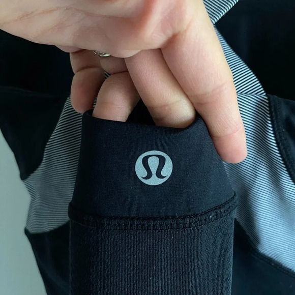 LULULEMON Vintage Black and Gray Push Your Limits Striped Tank Size 6 - Picture 8 of 11